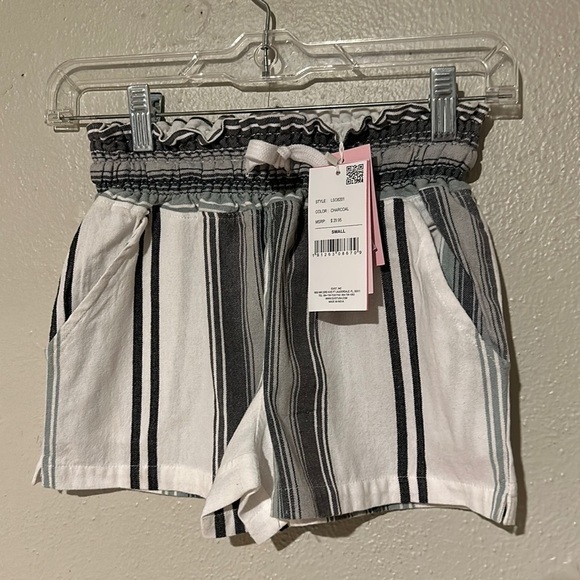 Southern Spirit Charcoal Shorts - Picture 1 of 7